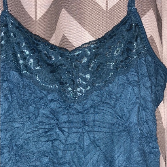 Tank top - Picture 2 of 6